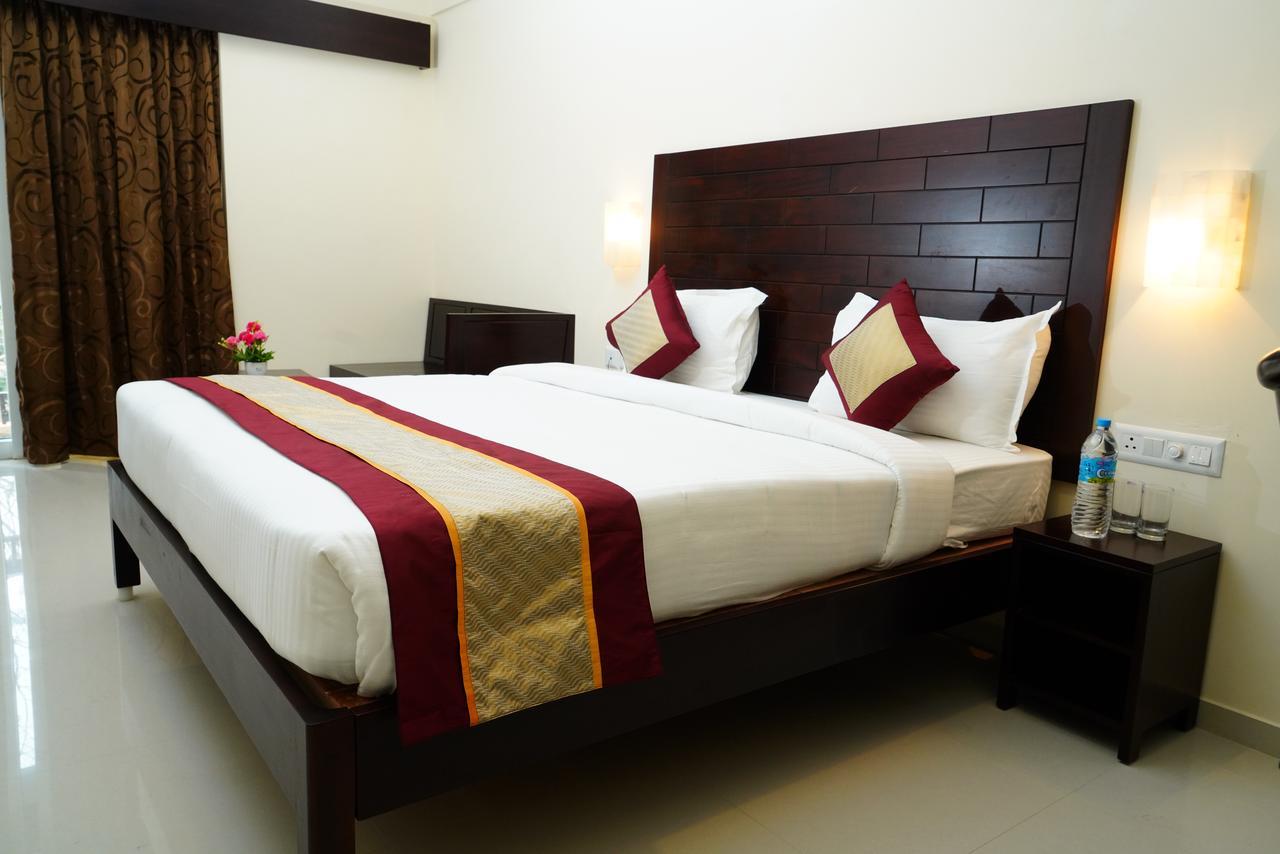 Five Falls Resort Kuttālam Extérieur photo