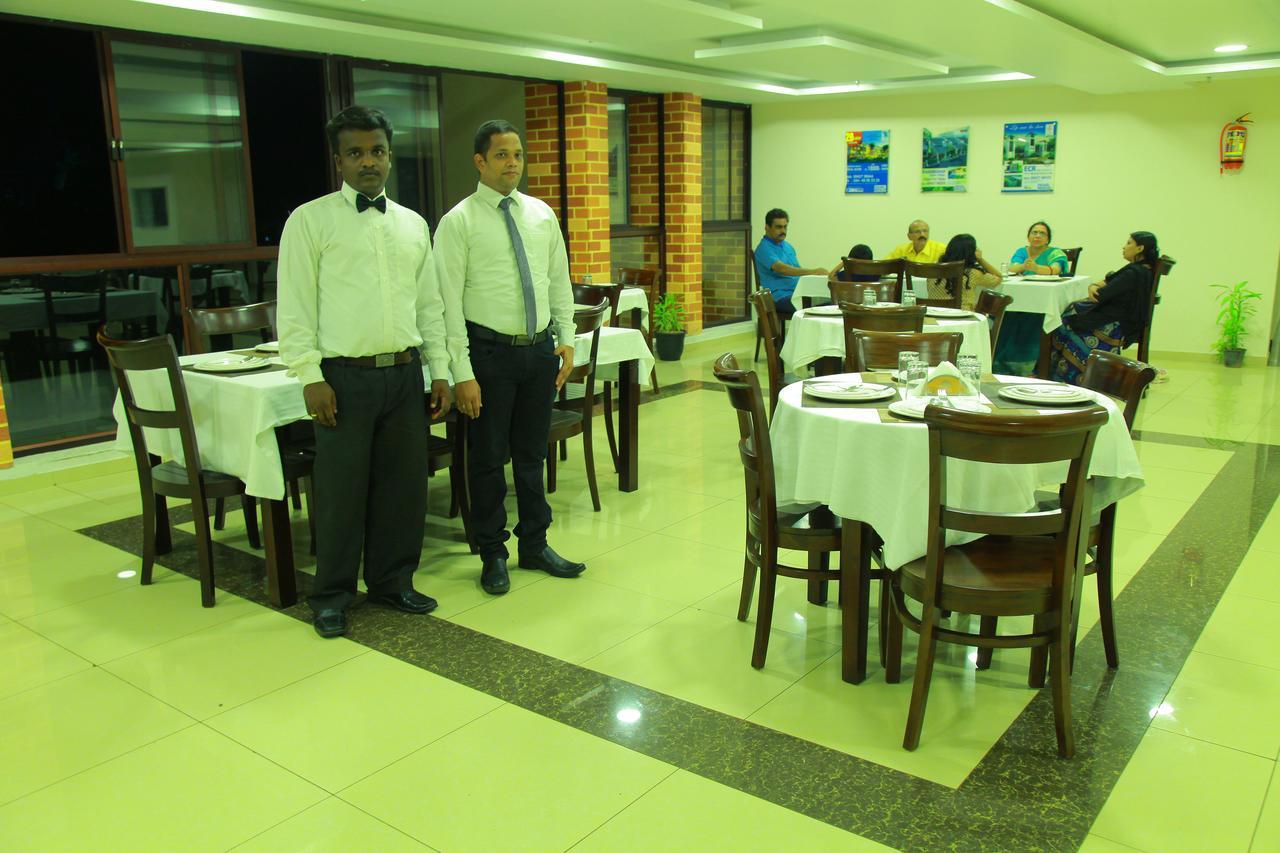 Five Falls Resort Kuttālam Extérieur photo