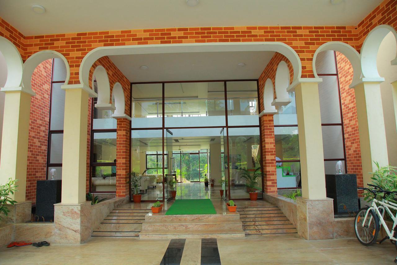 Five Falls Resort Kuttālam Extérieur photo