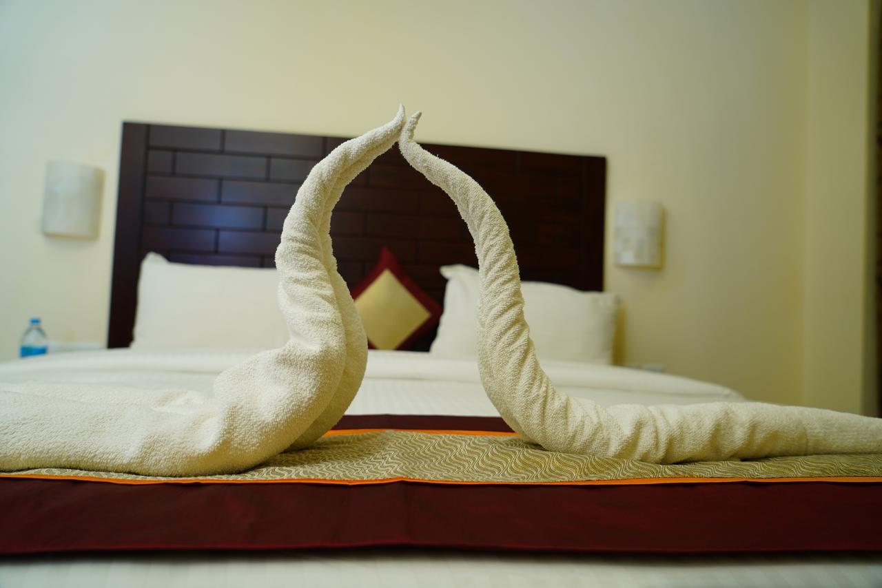 Five Falls Resort Kuttālam Extérieur photo