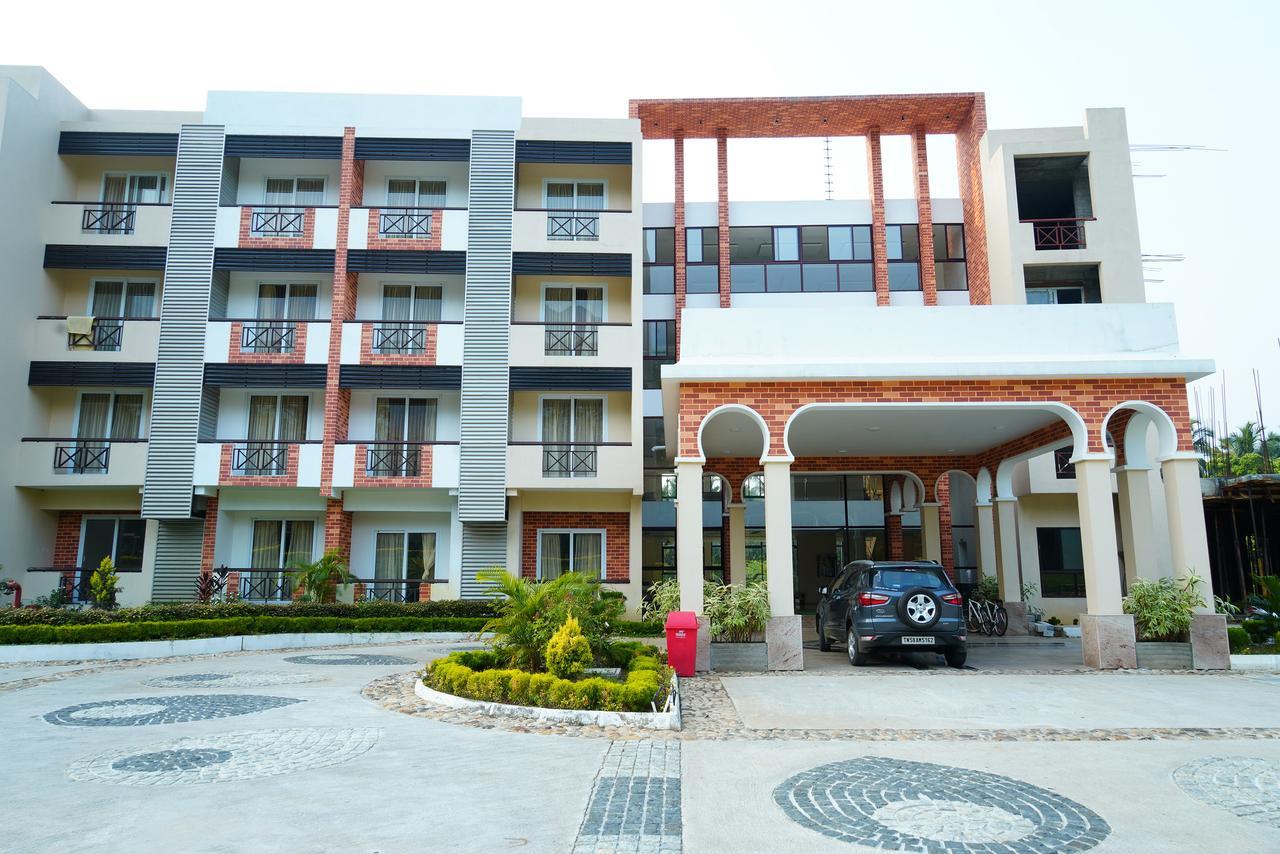 Five Falls Resort Kuttālam Extérieur photo