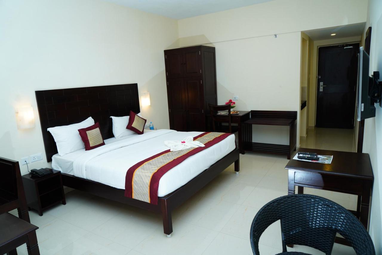 Five Falls Resort Kuttālam Extérieur photo
